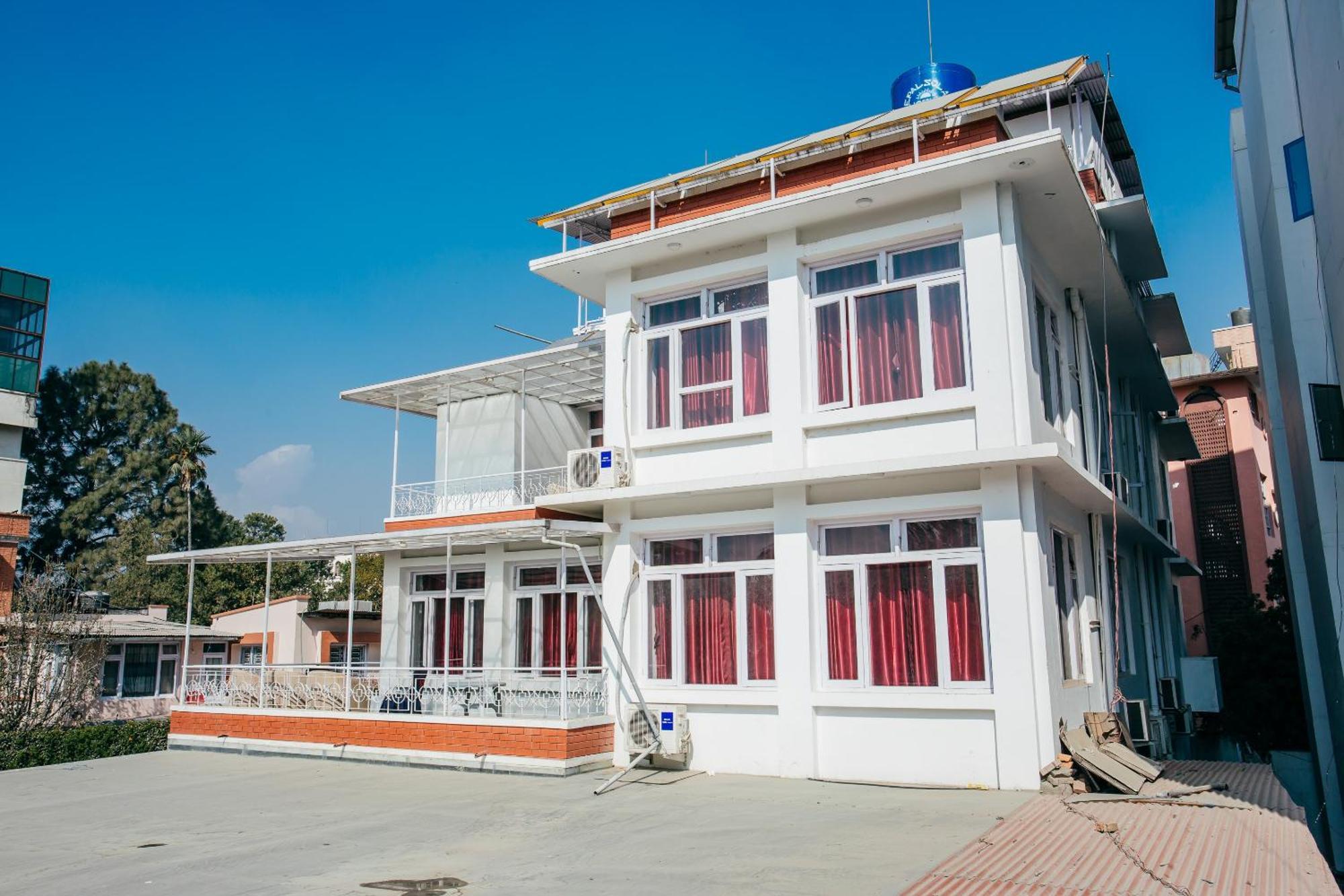 Oyo 11474 Gangaur Regency Boutique Hotel Katmandu Eksteriør billede