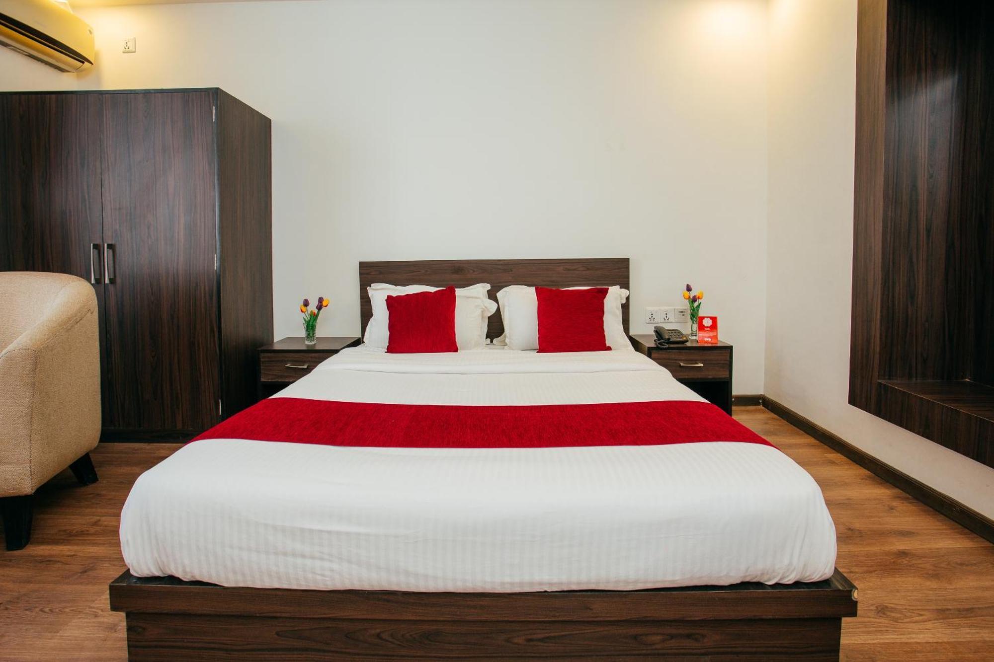 Oyo 11474 Gangaur Regency Boutique Hotel Katmandu Eksteriør billede