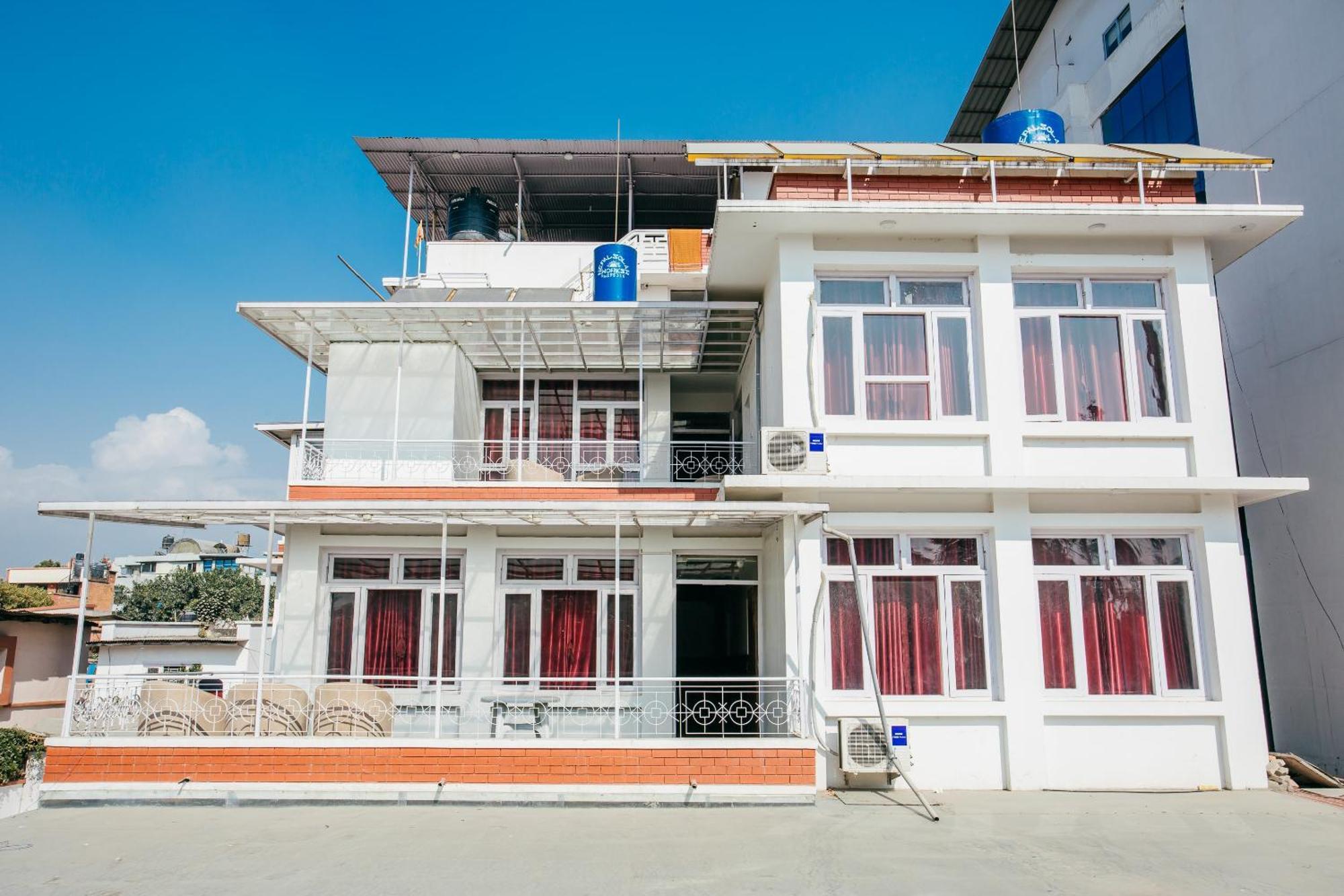 Oyo 11474 Gangaur Regency Boutique Hotel Katmandu Eksteriør billede